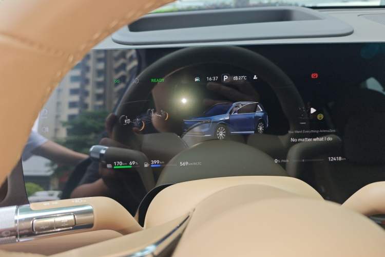 Used Hima AITO M8 2025 Extended-Range Max+ Version 53.4 kWh 6-Seater Edition Instrument Cluster