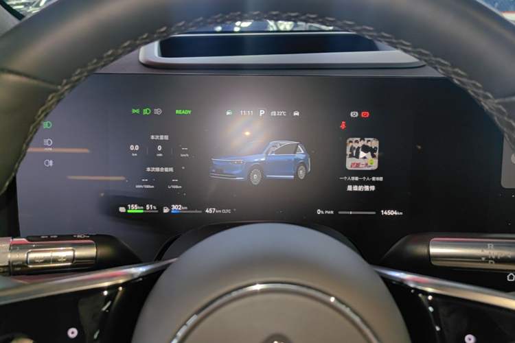 Used Hima AITO M8 2025 Model Range-Extended Ultra Version 53.4kWh 5-Seater (896-line LiDAR) Instrument Cluster