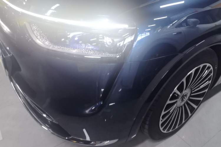 Used Hima AITO M8 2025 Extended-Range Ultra Version 53.4 kWh 5-Seater Edition Left Front Headlight