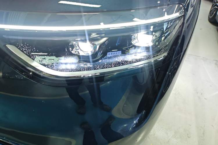 Used Hima AITO M8 2025 Extended-Range Max+ Version 53.4 kWh 6-Seater Edition Left Front Headlight