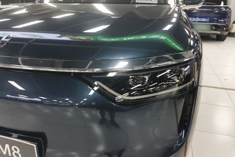 Used Hima AITO M8 2025 Model Range-Extended Max Version 53.4kWh Six-Seater (896-line LiDAR) Left Front Headlight
