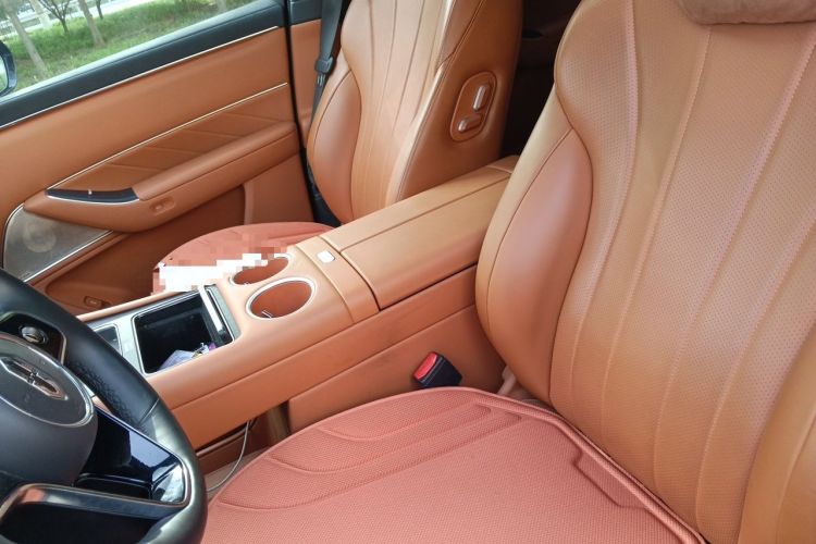 Used Hima AITO M8 2025 Extended-Range Max+ Version 53.4 kWh 5-Seater Edition Left Front Seat