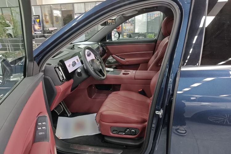 Used Hima AITO M8 2025 Extended-Range Ultra Version 53.4 kWh 5-Seater Edition Left Front Seat