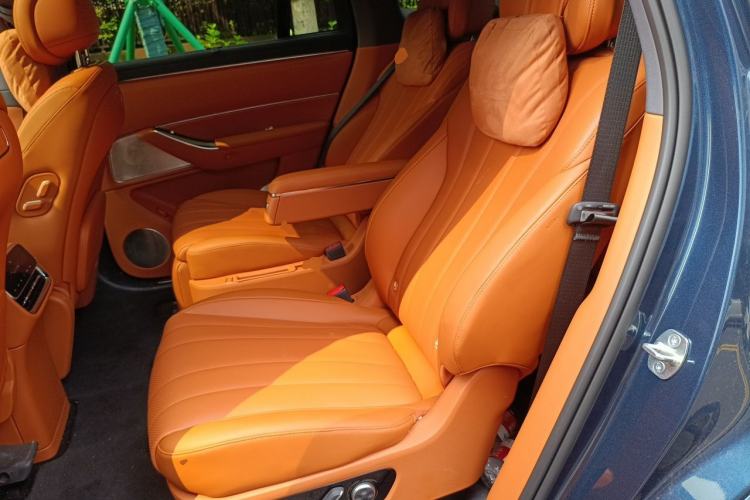 Used Hima AITO M8 2025 Extended-Range Max+ Version 53.4 kWh 6-Seater Edition Left Rear Seat
