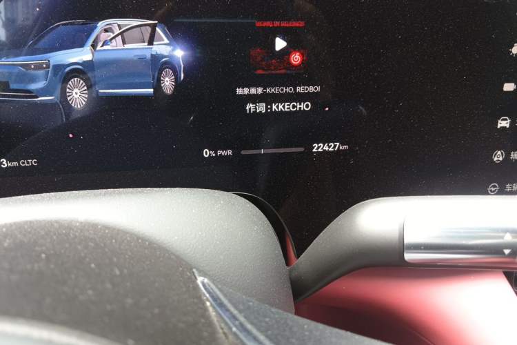 Used Hima AITO M8 2025 Extended-Range Max+ Version 53.4 kWh 6-Seater Edition Odometer Close Up