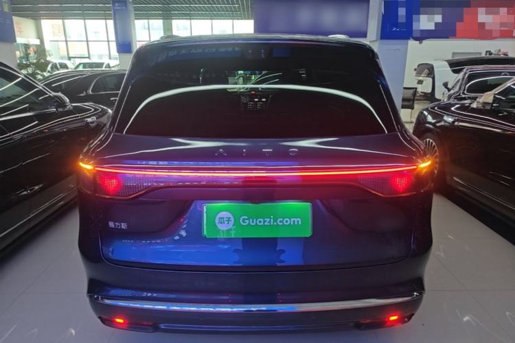 Used Hima AITO M8 2025 Extended-Range Ultra Version 53.4 kWh 5-Seater Edition Rear