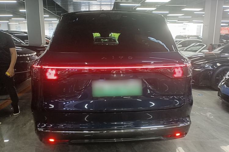 Used Hima AITO M8 2025 Extended-Range Max+ Version 53.4 kWh 5-Seater Edition Rear