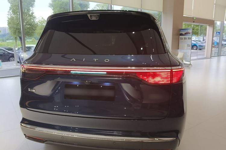 Used Hima AITO M8 2025 Extended-Range Max+ Version 53.4 kWh 6-Seater Edition Rear