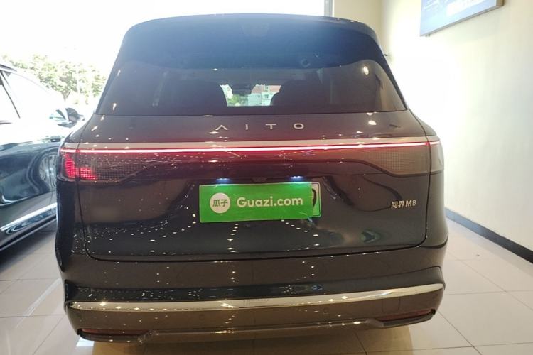 Used Hima AITO M8 2025 Extended-Range Max+ Version 53.4 kWh 6-Seater Edition Rear