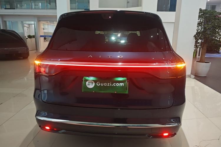 Used Hima AITO M8 2025 Extended-Range Ultra Version 53.4 kWh 5-Seater Edition Rear