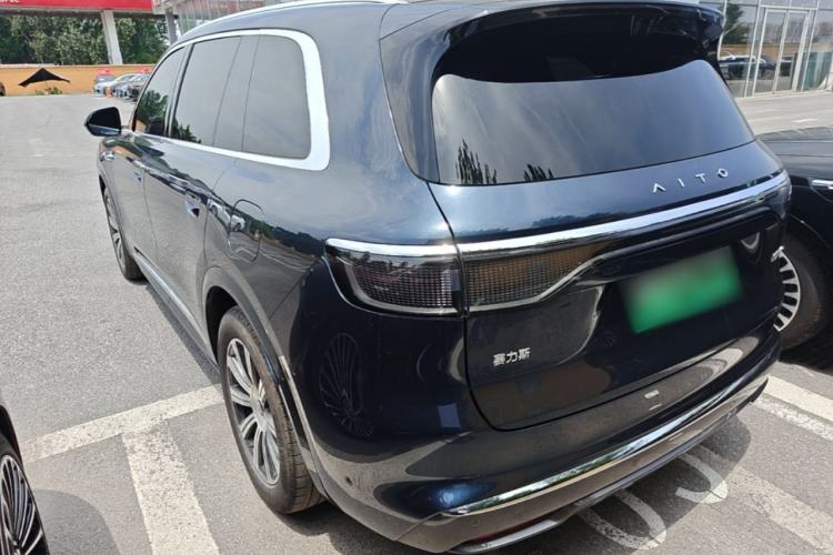 Used Hima AITO M8 2025 Extended-Range Max+ Version 53.4 kWh 6-Seater Edition Rear Left 45 Deg