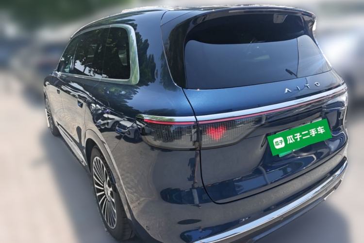 Used Hima AITO M8 2025 Extended-Range Ultra Version 53.4 kWh 5-Seater Edition Rear Left 45 Deg