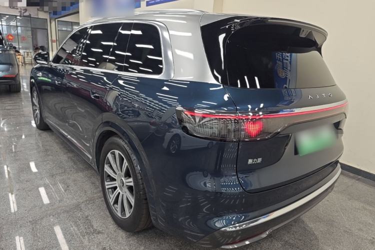 Used Hima AITO M8 2025 Extended-Range Ultra Version 53.4 kWh 6-Seater Edition Rear Left 45 Deg