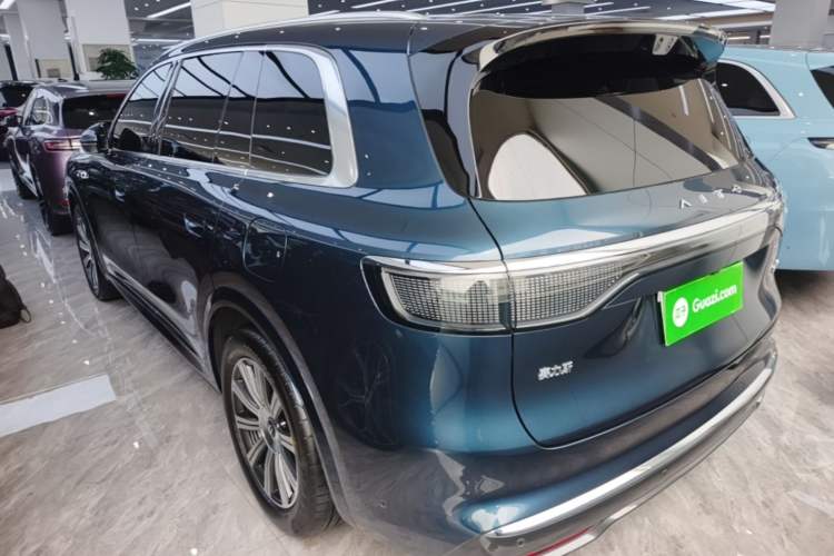 Used Hima AITO M8 2025 Extended-Range Max+ Version 53.4 kWh 5-Seater Edition Rear Left 45 Deg