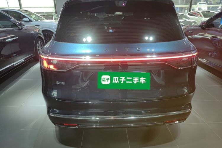Used Hima AITO M8 2025 Extended-Range Max+ Version 53.4 kWh 6-Seater Edition Rear