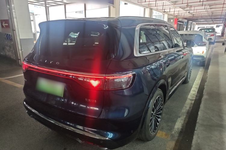 Used Hima AITO M8 2025 Extended-Range Ultra Version 53.4 kWh 5-Seater Edition Rear Right 45 Deg