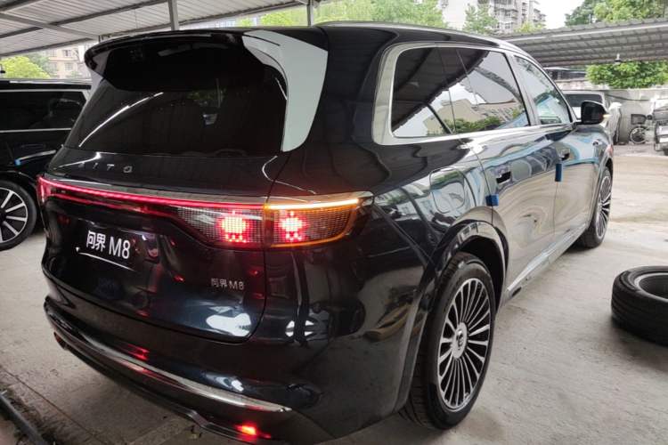 Used Hima AITO M8 2025 Extended-Range Ultra Version 53.4 kWh 6-Seater Edition Rear Right 45 Deg