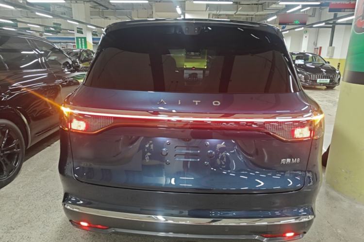 Used Hima AITO M8 2025 Extended-Range Ultra Version 53.4 kWh 6-Seater Edition Rear
