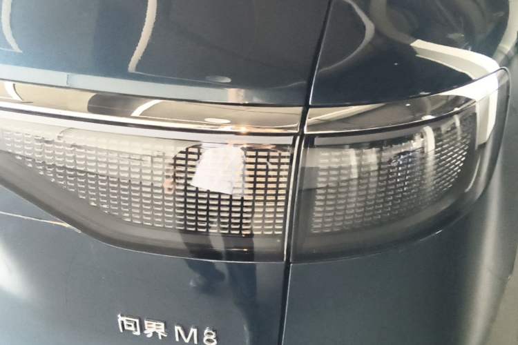 Used Hima AITO M8 2025 Extended-Range Max Version 37 kWh 5-Seater Right Rear Taillight