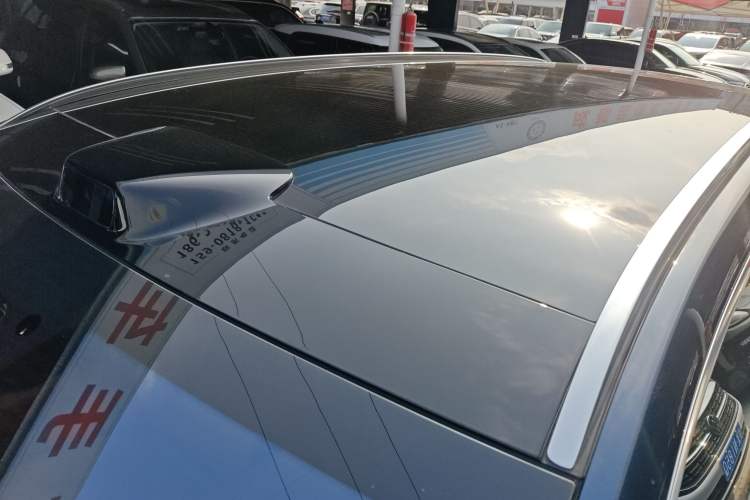 Used Hima AITO M8 2025 Extended-Range Max+ Version 53.4 kWh 6-Seater Edition Roof