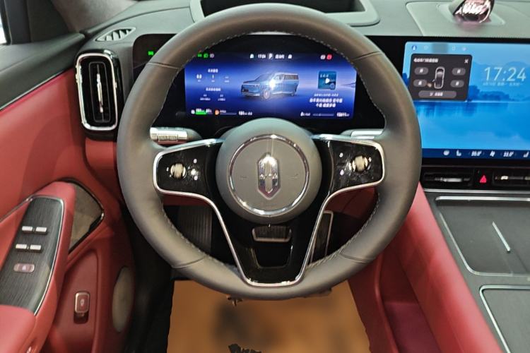 Used Hima AITO M8 2025 Extended-Range Ultra Version 53.4 kWh 5-Seater Edition Steering Wheel