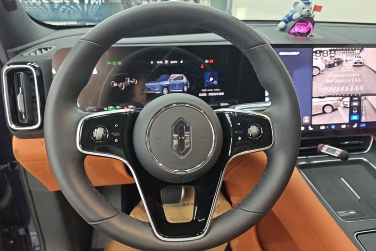 Used Hima AITO M8 2025 Extended-Range Ultra Version 53.4 kWh 6-Seater Edition Steering Wheel