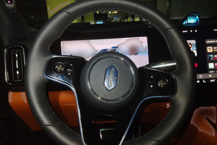 Used Hima AITO M8 2025 Extended-Range Ultra Version 53.4 kWh 5-Seater Edition Steering Wheel