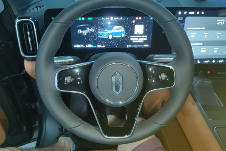Used Hima AITO M8 2025 Extended-Range Max+ Version 53.4 kWh 6-Seater Edition Steering Wheel