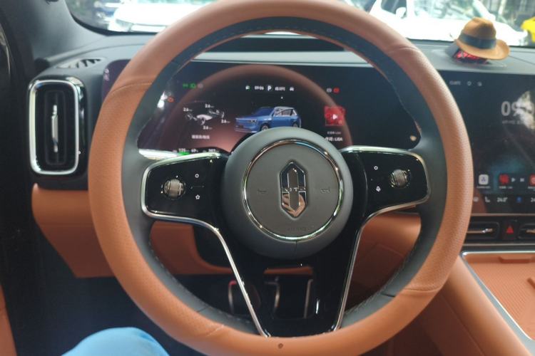 Used Hima AITO M8 2025 Extended-Range Max+ Version 53.4 kWh 6-Seater Edition Steering Wheel