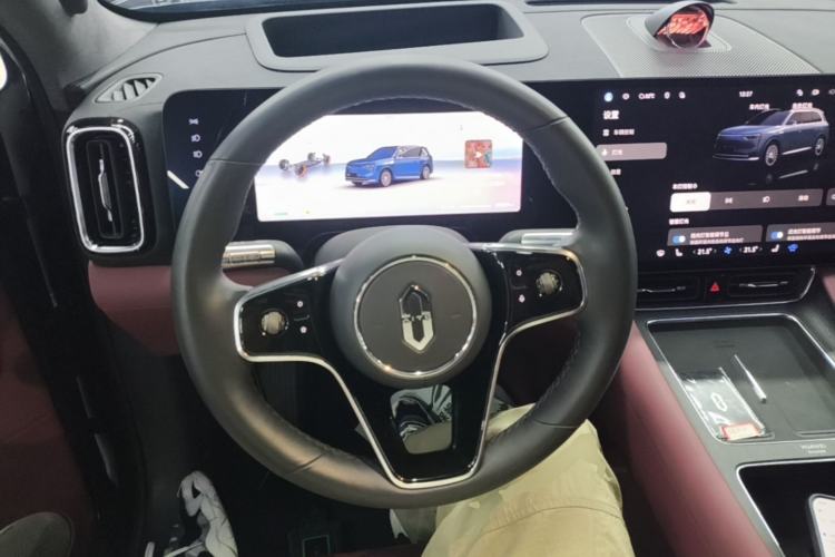 Used Hima AITO M8 2025 Extended-Range Ultra Version 53.4 kWh 5-Seater Edition Steering Wheel