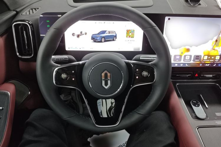 Used Hima AITO M8 2025 Extended-Range Ultra Version 53.4 kWh 5-Seater Edition Steering Wheel