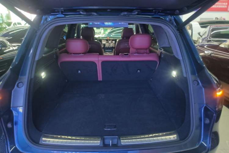 Used Hima AITO M8 2025 Extended-Range Ultra Version 53.4 kWh 5-Seater Edition Trunk