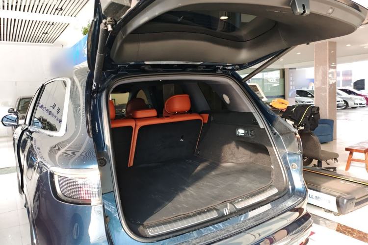 Used Hima AITO M8 2025 Extended-Range Max+ Version 53.4 kWh 5-Seater Edition Trunk