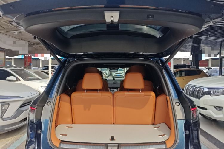 Used Hima AITO M8 2025 Extended-Range Max+ Version 53.4 kWh 6-Seater Edition Trunk