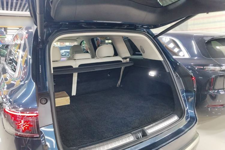 Used Hima AITO M8 2025 Extended-Range Max+ Version 53.4 kWh 5-Seater Edition Trunk