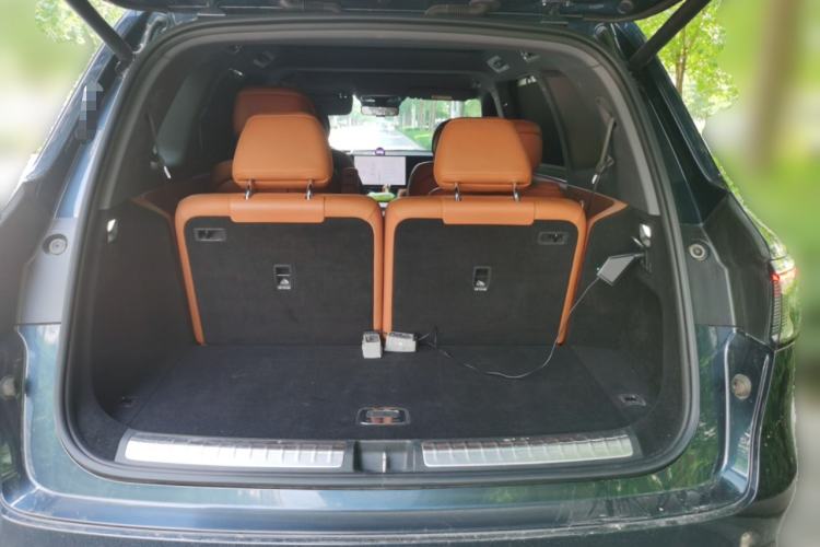 Used Hima AITO M8 2025 Extended-Range Max+ Version 53.4 kWh 6-Seater Edition Trunk