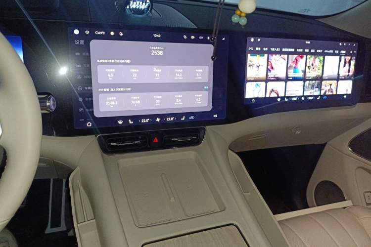 Used Hima AITO M8 2025 Extended-Range Max+ Version 53.4 kWh 5-Seater Edition Audio And AC Panel