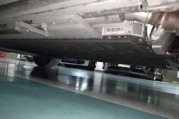 Used Hima AITO M8 2025 Extended-Range Max+ Version 53.4 kWh 6-Seater Edition Chassis Front Right