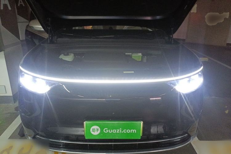 Used Hima AITO M8 2025 Extended-Range Max+ Version 53.4 kWh 5-Seater Edition Engine Bay