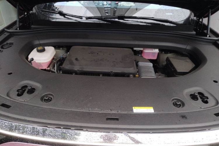 Used Hima AITO M8 2025 Extended-Range Max+ Version 53.4 kWh 5-Seater Edition Engine Bay