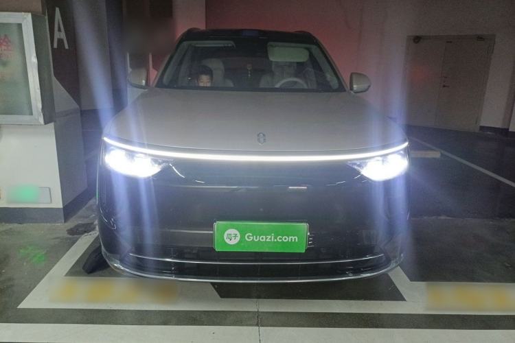 Used Hima AITO M8 2025 Extended-Range Max+ Version 53.4 kWh 5-Seater Edition Front