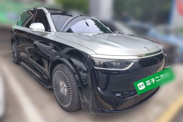 Used Hima AITO M8 2025 Model Pure Electric Max+ Six-Seater All-Wheel-Drive (896-line LiDAR) Front Right 45 Deg