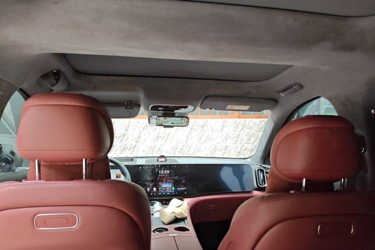 Used Hima AITO M8 2025 Extended-Range Max+ Version 53.4 kWh 5-Seater Edition Headliner