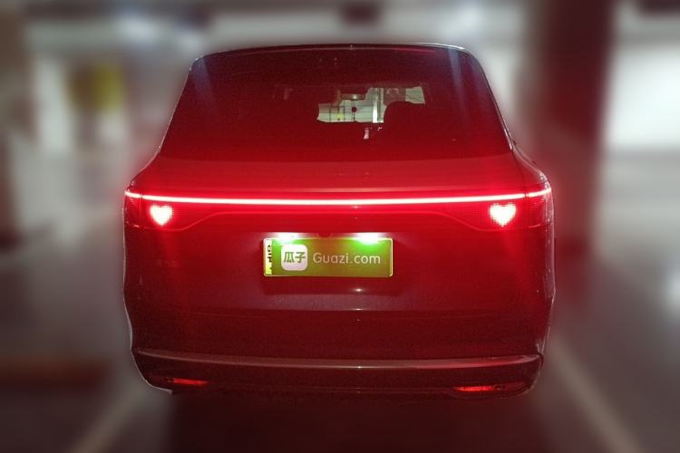 Used Hima AITO M8 2025 Extended-Range Max+ Version 53.4 kWh 5-Seater Edition Rear