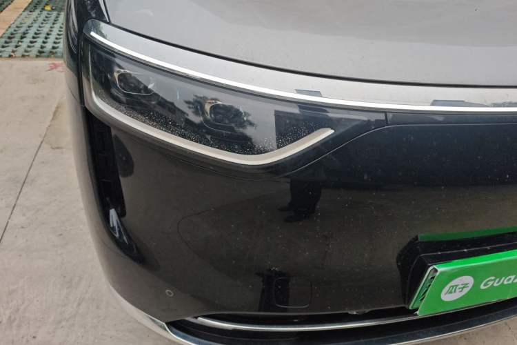 Used Hima AITO M8 2025 Extended-Range Max+ Version 53.4 kWh 6-Seater Edition Right Front Headlight