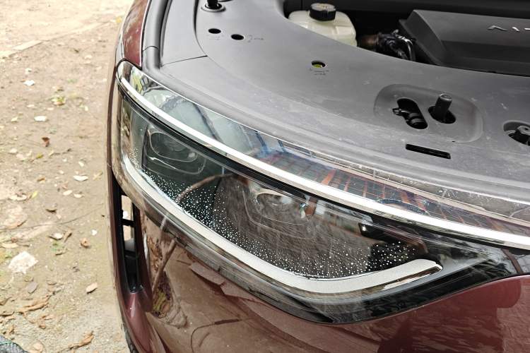 Used Hima AITO M8 2025 Extended-Range Max+ Version 53.4 kWh 5-Seater Edition Right Front Headlight