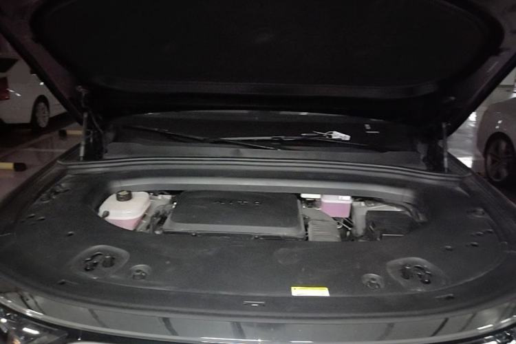 Used Hima AITO M8 2025 Extended-Range Max+ Version 53.4 kWh 6-Seater Edition Engine Bay