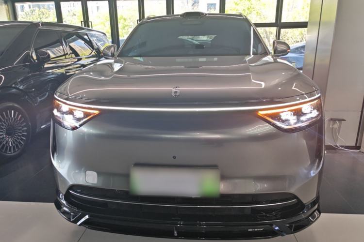 Used Hima AITO M8 2025 Extended-Range Max+ Version 53.4 kWh 5-Seater Edition Front
