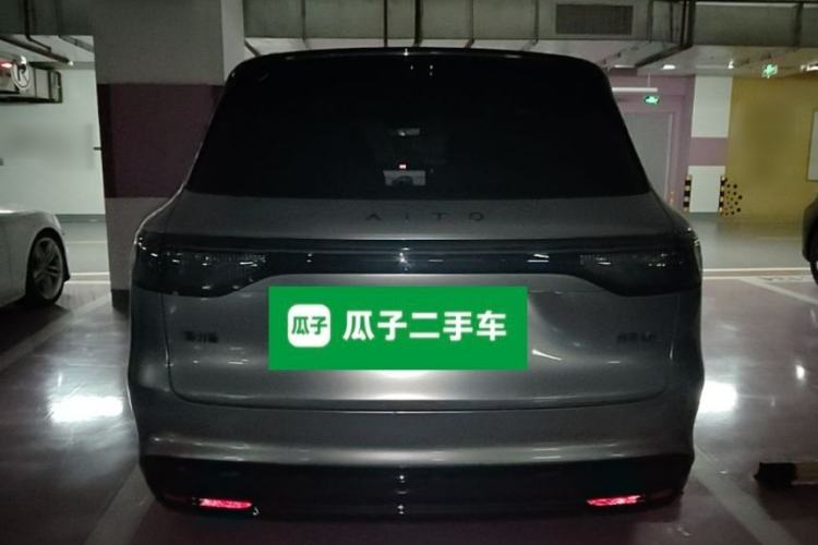 Used Hima AITO M8 2025 Extended-Range Max+ Version 53.4 kWh 6-Seater Edition Rear