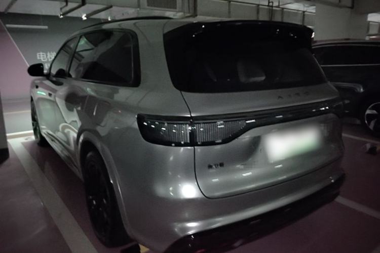 Used Hima AITO M8 2025 Extended-Range Max+ Version 53.4 kWh 6-Seater Edition Rear Left 45 Deg